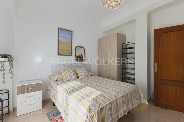 4 sypialnia Mieszkanie do wynajęcia w La Roqueta, Miasto Walencja - 2 000 € (Ref: 10016598)