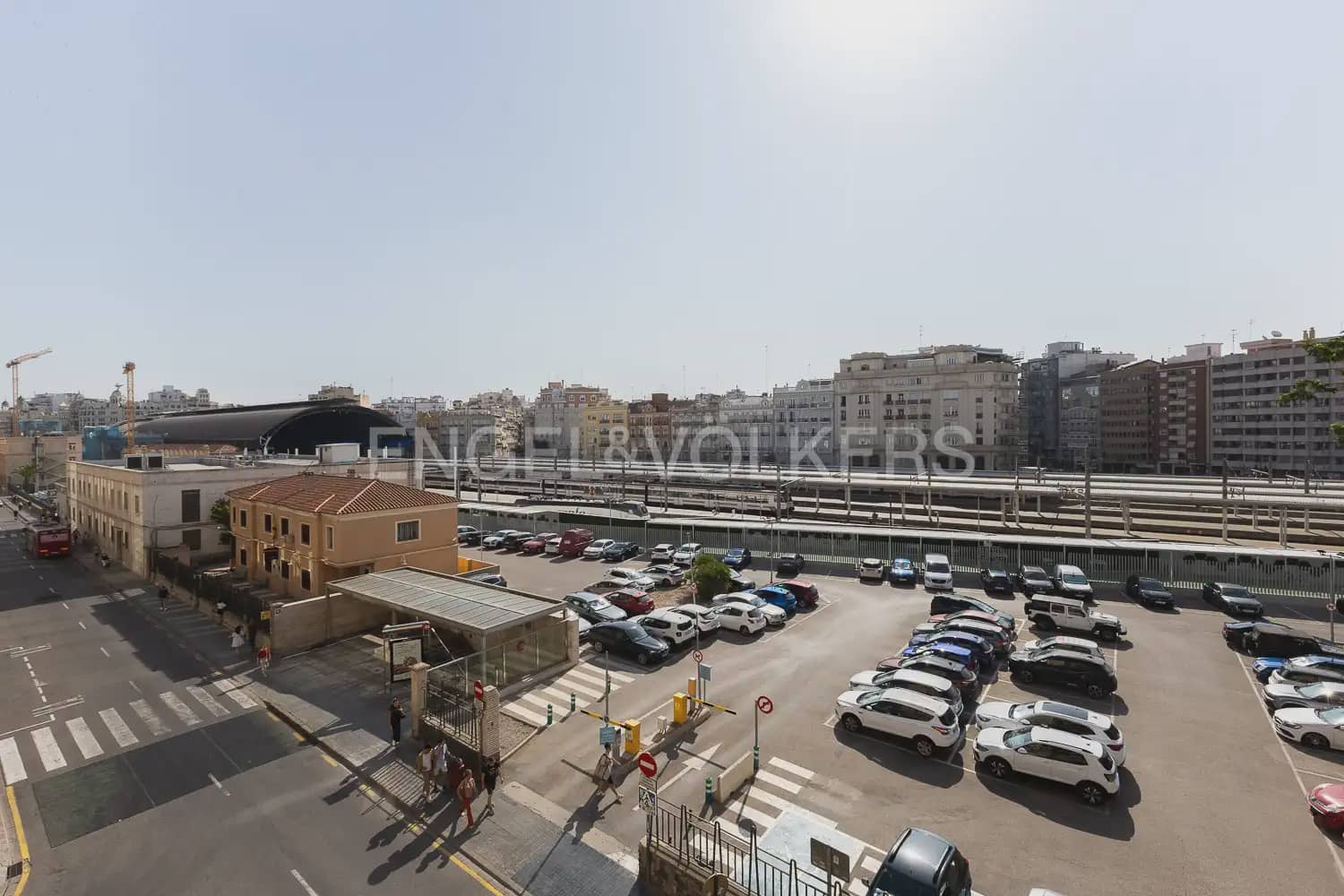 4 sypialnia Mieszkanie do wynajęcia w Miasto Walencja - 2 000 € (Ref: 10016598)