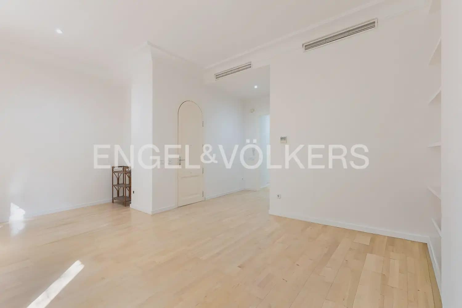 3 camera da letto Appartamento da affittare in Valencia citta - 2.300 € (Rif: 10016599)