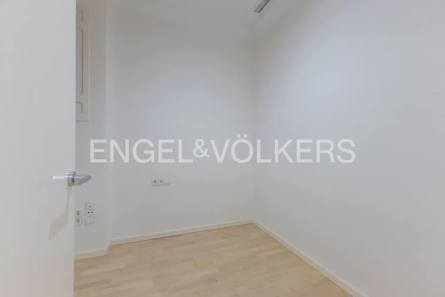 3 camera da letto Appartamento da affittare in Valencia citta - 2.300 € (Rif: 10016599)