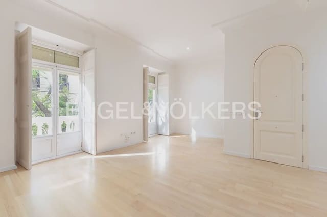 3 camera da letto Appartamento da affittare in La Gran Via, Valencia città - 2.300 € (Rif: 10016599)