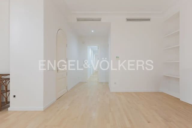 3 camera da letto Appartamento da affittare in La Gran Via, Valencia città - 2.300 € (Rif: 10016599)