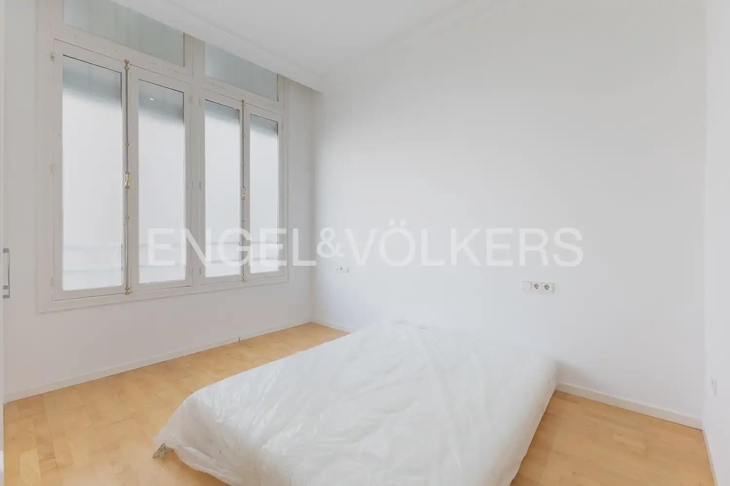 3 camera da letto Appartamento da affittare in Valencia citta - 2.300 € (Rif: 10016599)