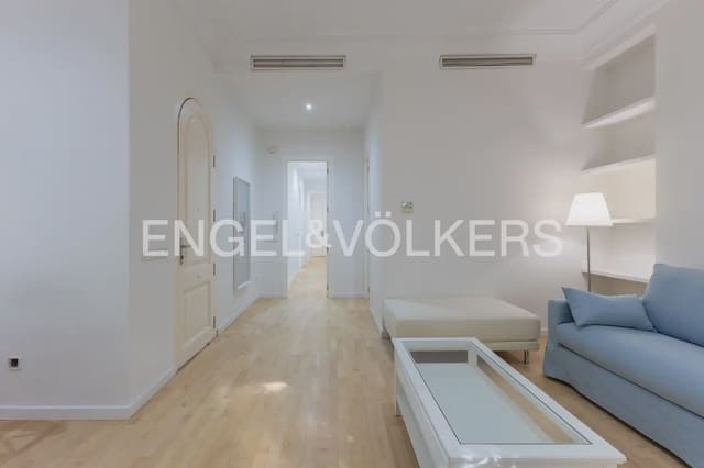 Appartement de 3 chambres à louer à La Gran Via, Valence ville - 2 400 € (Ref: 10016599)
