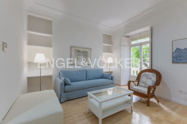 Appartement de 3 chambres à louer à La Gran Via, Valence ville - 2 400 € (Ref: 10016599)