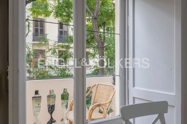 Appartement de 3 chambres à louer à La Gran Via, Valence ville - 2 400 € (Ref: 10016599)