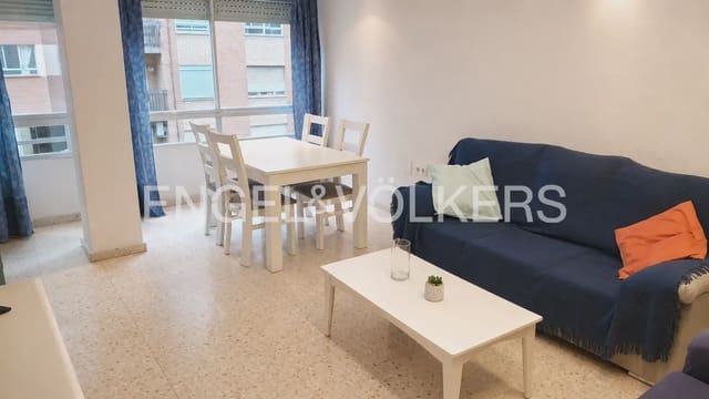 4 bedroom Flat for rent in La Vega Baixa, Valencia city - € 1,700 (Ref: 10016745)