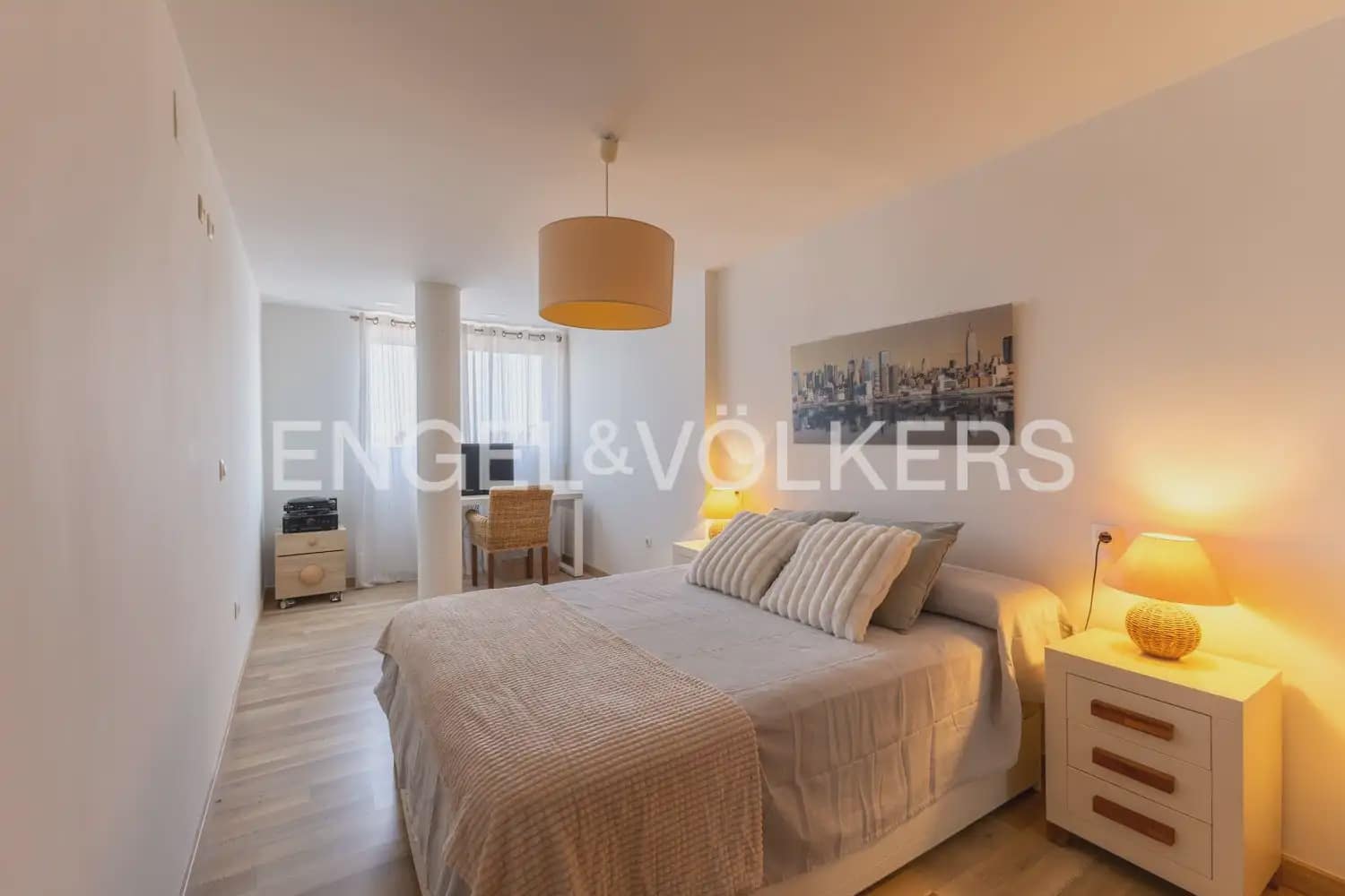 2 soveværelse Penthouse til leje i Sagunto / Sagunt med garage - € 1.650 (Ref: 10016746)