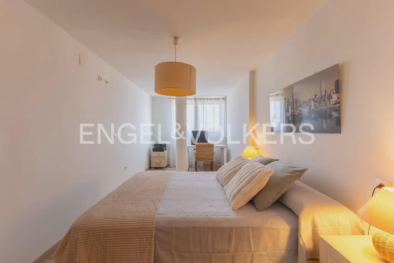 2 soveværelse Penthouse til leje i Sagunto / Sagunt med garage - € 1.650 (Ref: 10016746)