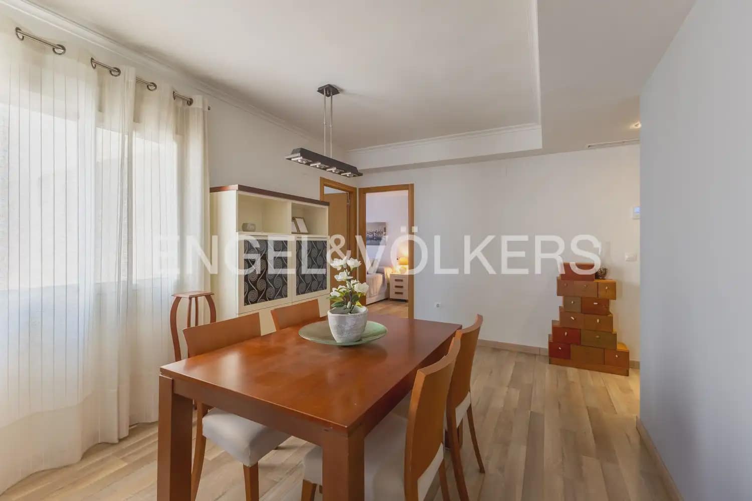 2 soveværelse Penthouse til leje i Sagunto / Sagunt med garage - € 1.650 (Ref: 10016746)