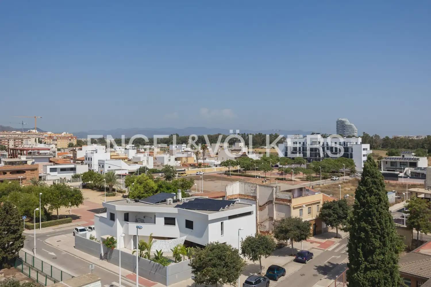 2 soveværelse Penthouse til leje i Sagunto / Sagunt med garage - € 1.650 (Ref: 10016746)