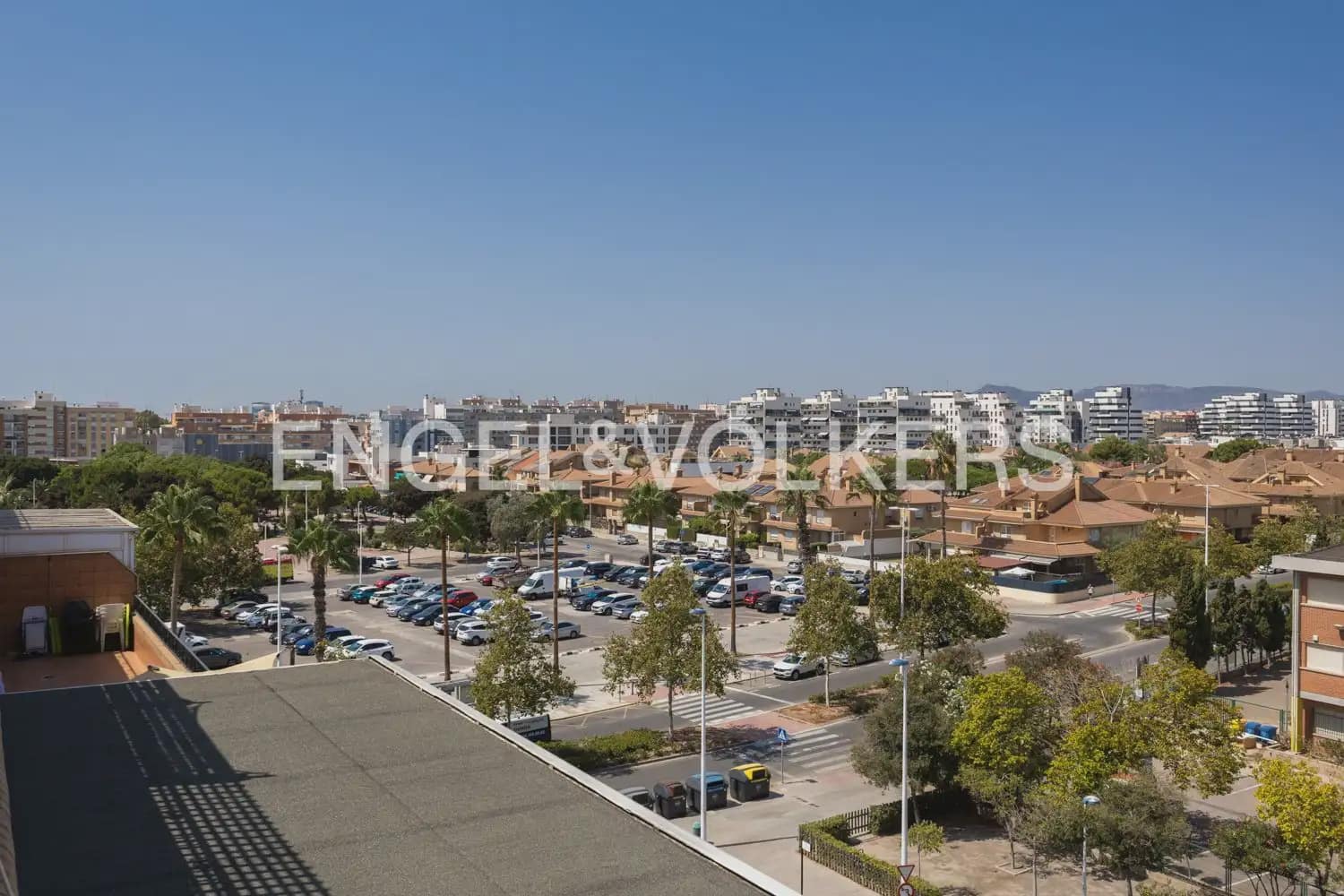 2 soveværelse Penthouse til leje i Sagunto / Sagunt med garage - € 1.650 (Ref: 10016746)