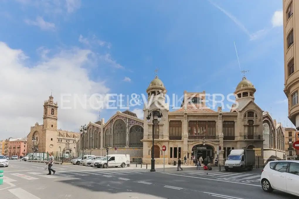 2 Zimmer Wohnung zu vermieten in Valencia Stadt mit Pool Garage - 1.800 € (Ref: 10016807)