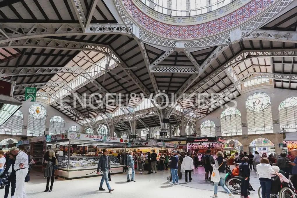 2 Zimmer Wohnung zu vermieten in Valencia Stadt mit Pool Garage - 1.800 € (Ref: 10016807)