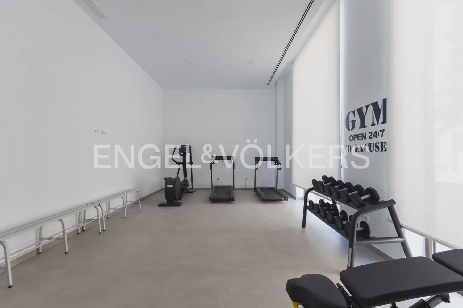 2 Zimmer Wohnung zu vermieten in Valencia Stadt mit Pool Garage - 1.800 € (Ref: 10016807)