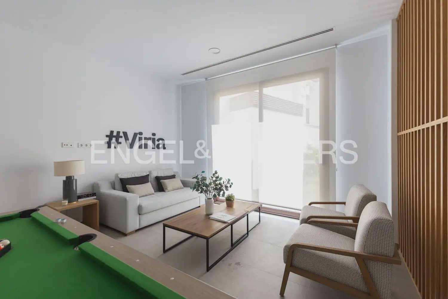 2 Zimmer Wohnung zu vermieten in Valencia Stadt mit Pool Garage - 1.800 € (Ref: 10016807)