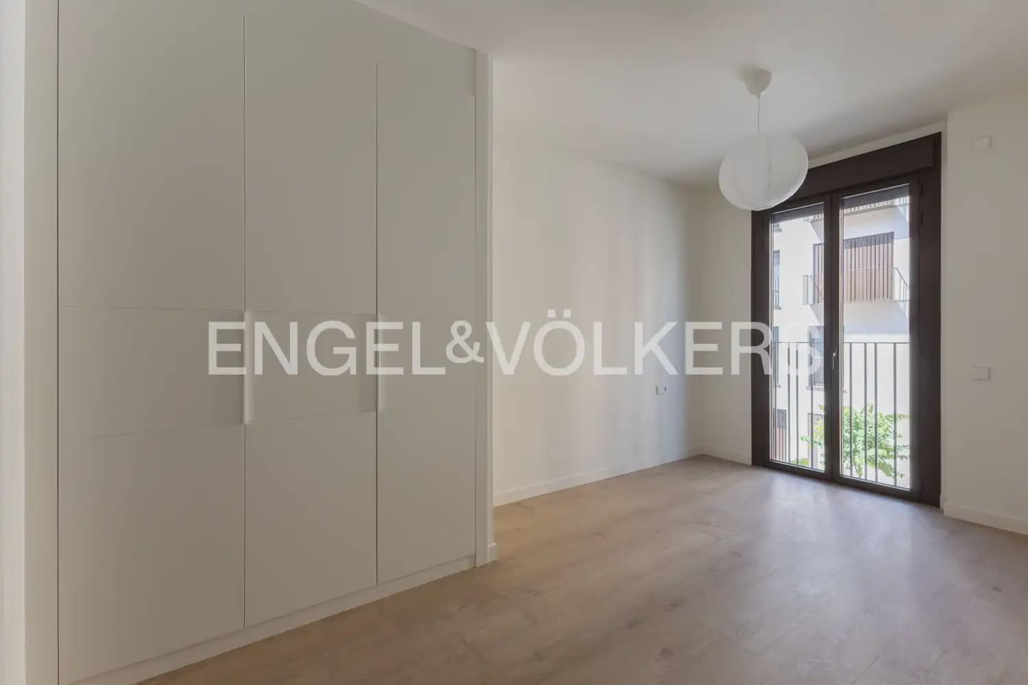 2 Zimmer Wohnung zu vermieten in Valencia Stadt mit Pool Garage - 1.800 € (Ref: 10016807)