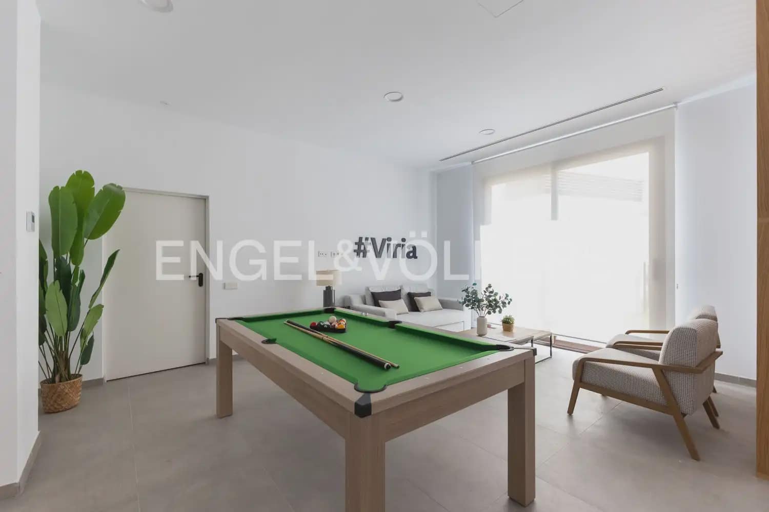 2 Zimmer Wohnung zu vermieten in Valencia Stadt mit Pool Garage - 1.800 € (Ref: 10016807)