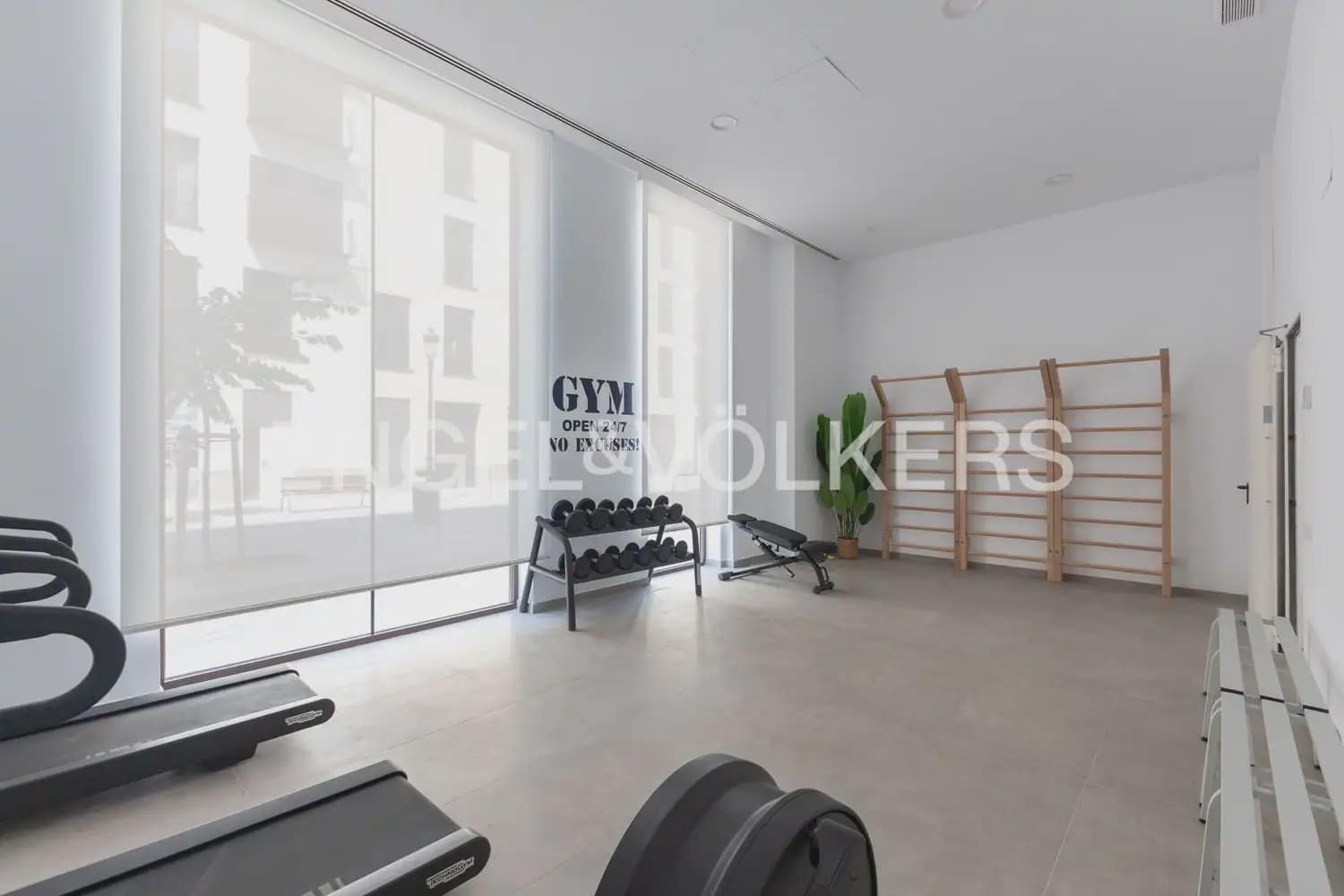 2 Zimmer Wohnung zu vermieten in Valencia Stadt mit Pool Garage - 1.800 € (Ref: 10016807)