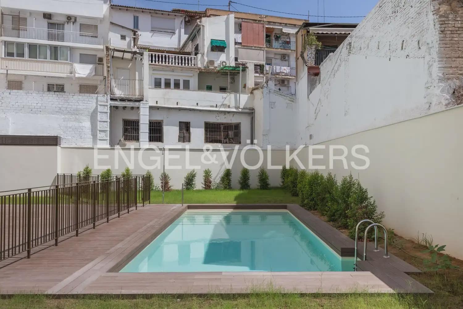 2 Zimmer Wohnung zu vermieten in Valencia Stadt mit Pool Garage - 1.800 € (Ref: 10016807)
