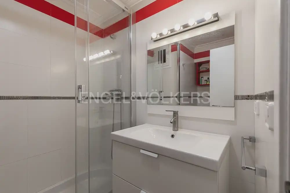 Appartement de 2 chambres à louer à Valence ville - 1 500 € (Ref: 10016899)