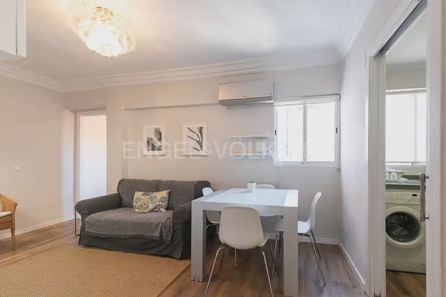 Appartement de 2 chambres à louer à La Gran Via, Valence ville - 1 500 € (Ref: 10016899)