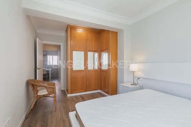 Appartement de 2 chambres à louer à La Gran Via, Valence ville - 1 500 € (Ref: 10016899)