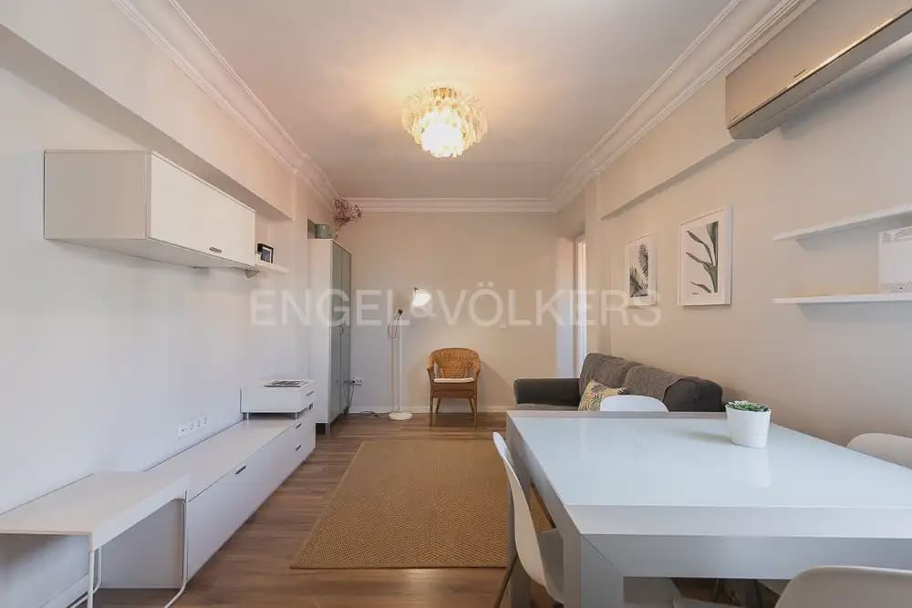 Appartement de 2 chambres à louer à Valence ville - 1 500 € (Ref: 10016899)