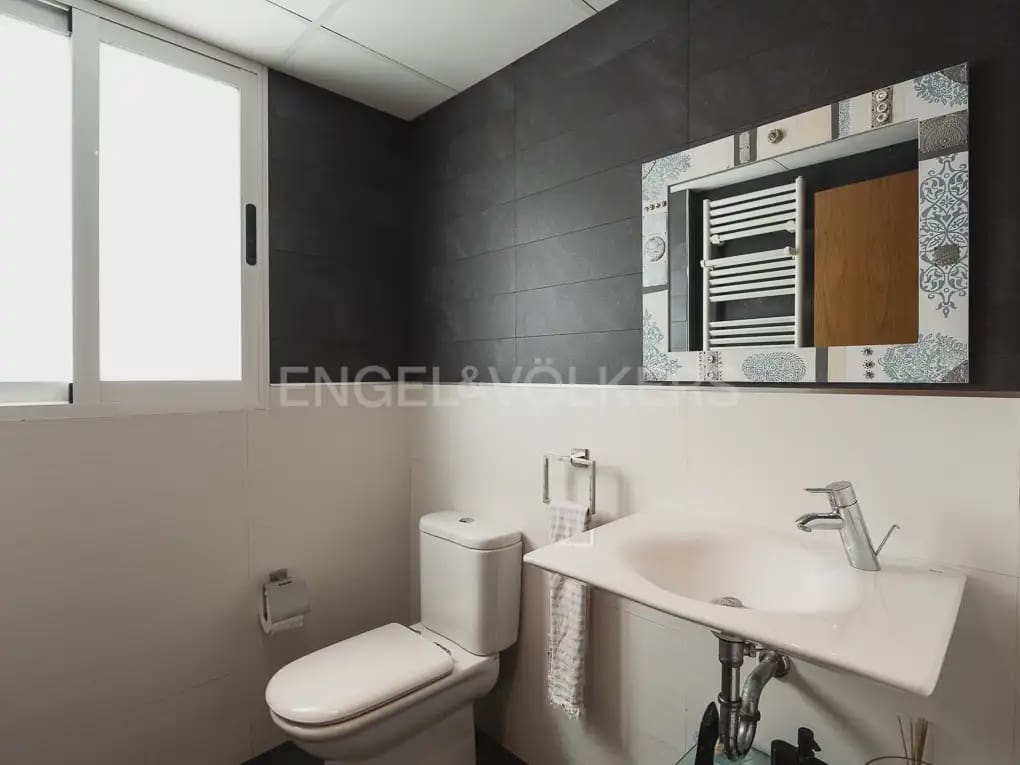 Villa/Maison de 4 chambres à louer à Betera avec piscine garage - 3 990 € (Ref: 10019225)