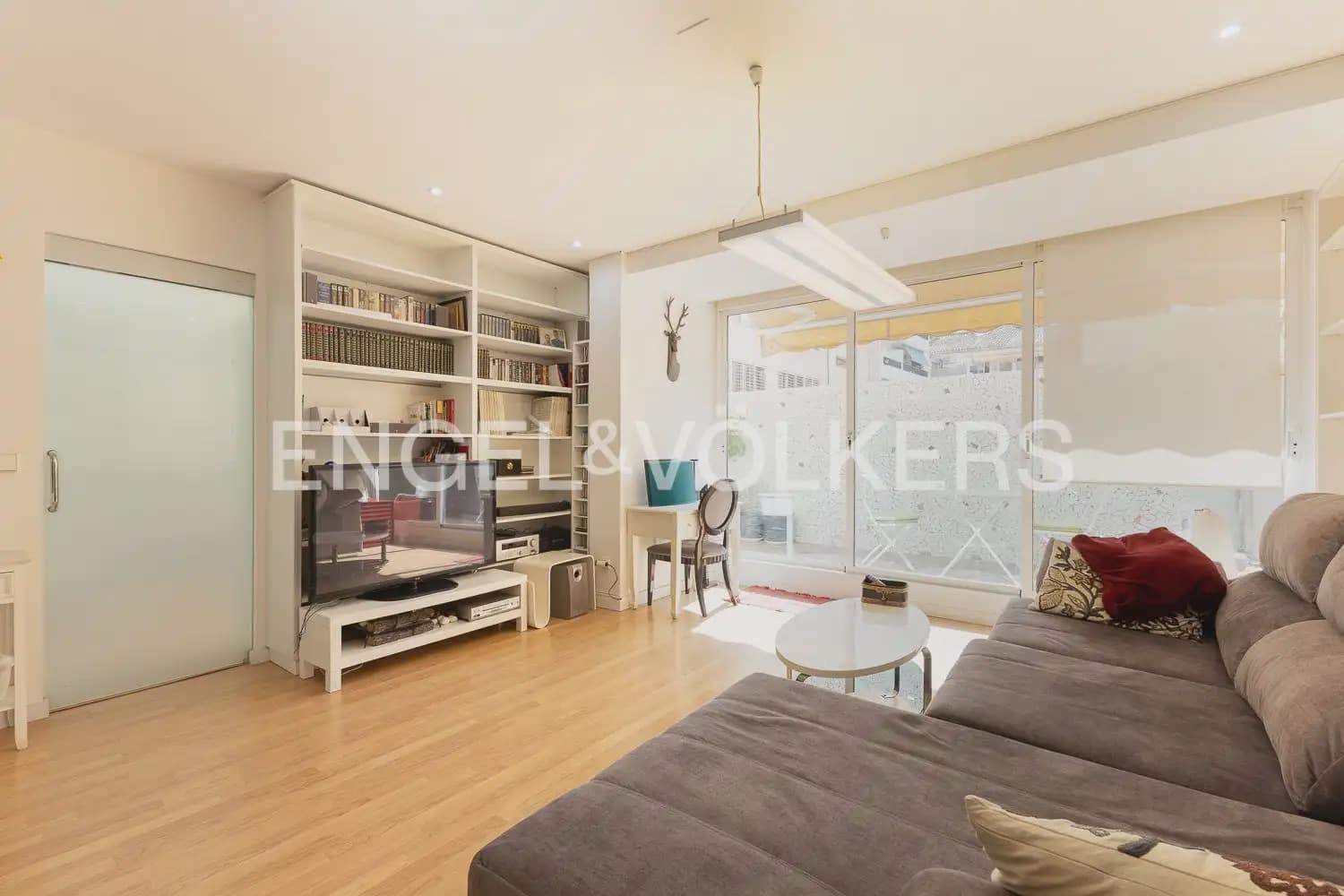Appartement de 3 chambres à louer à Valence ville - 3 000 € (Ref: 10019661)
