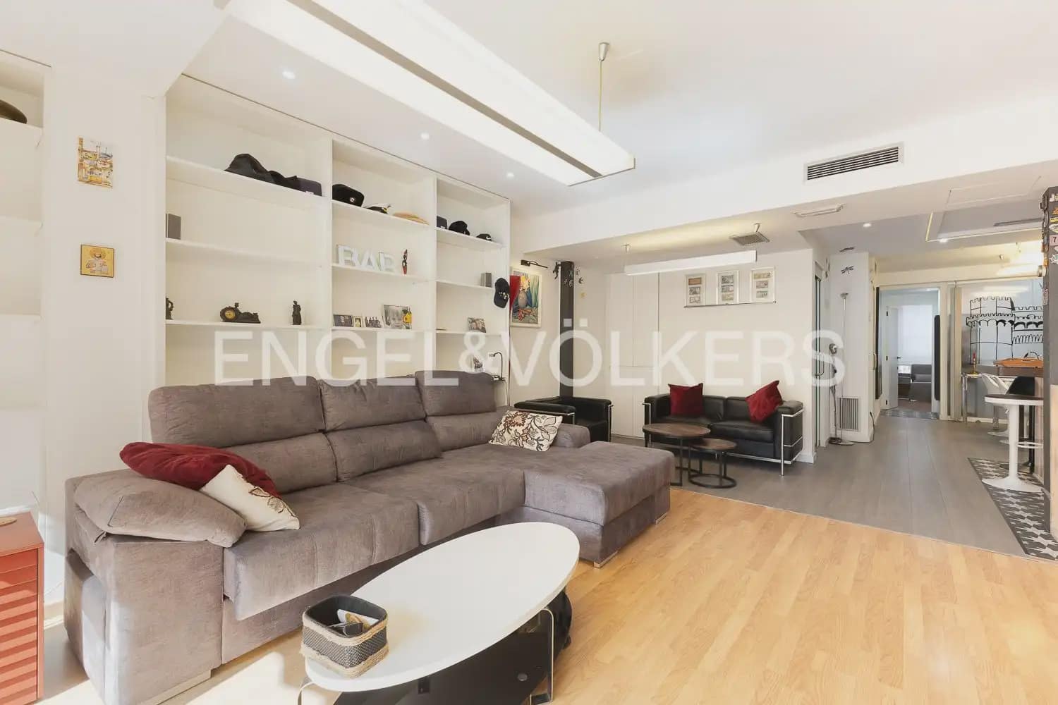 Appartement de 3 chambres à louer à Valence ville - 3 000 € (Ref: 10019661)