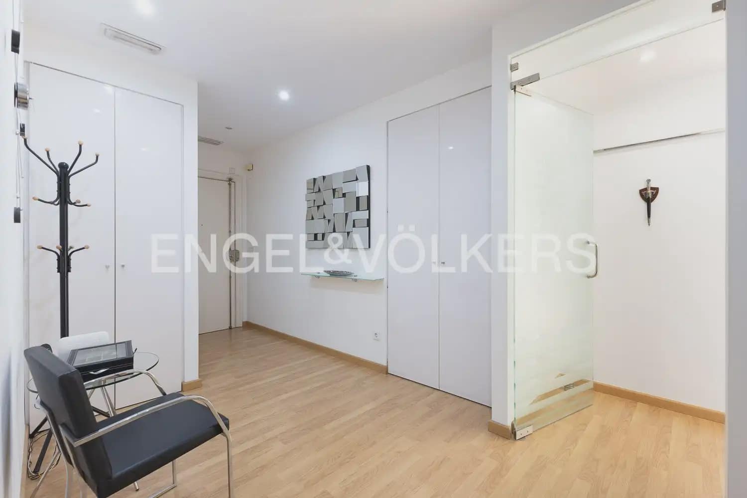 Appartement de 3 chambres à louer à Valence ville - 3 000 € (Ref: 10019661)
