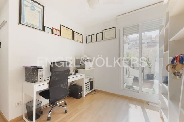 Appartement de 3 chambres à louer à La Roqueta, Valence ville - 3 000 € (Ref: 10019661)