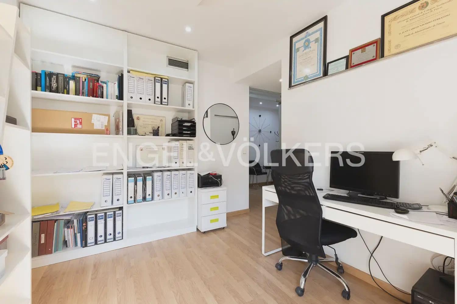 Appartement de 3 chambres à louer à Valence ville - 3 000 € (Ref: 10019661)