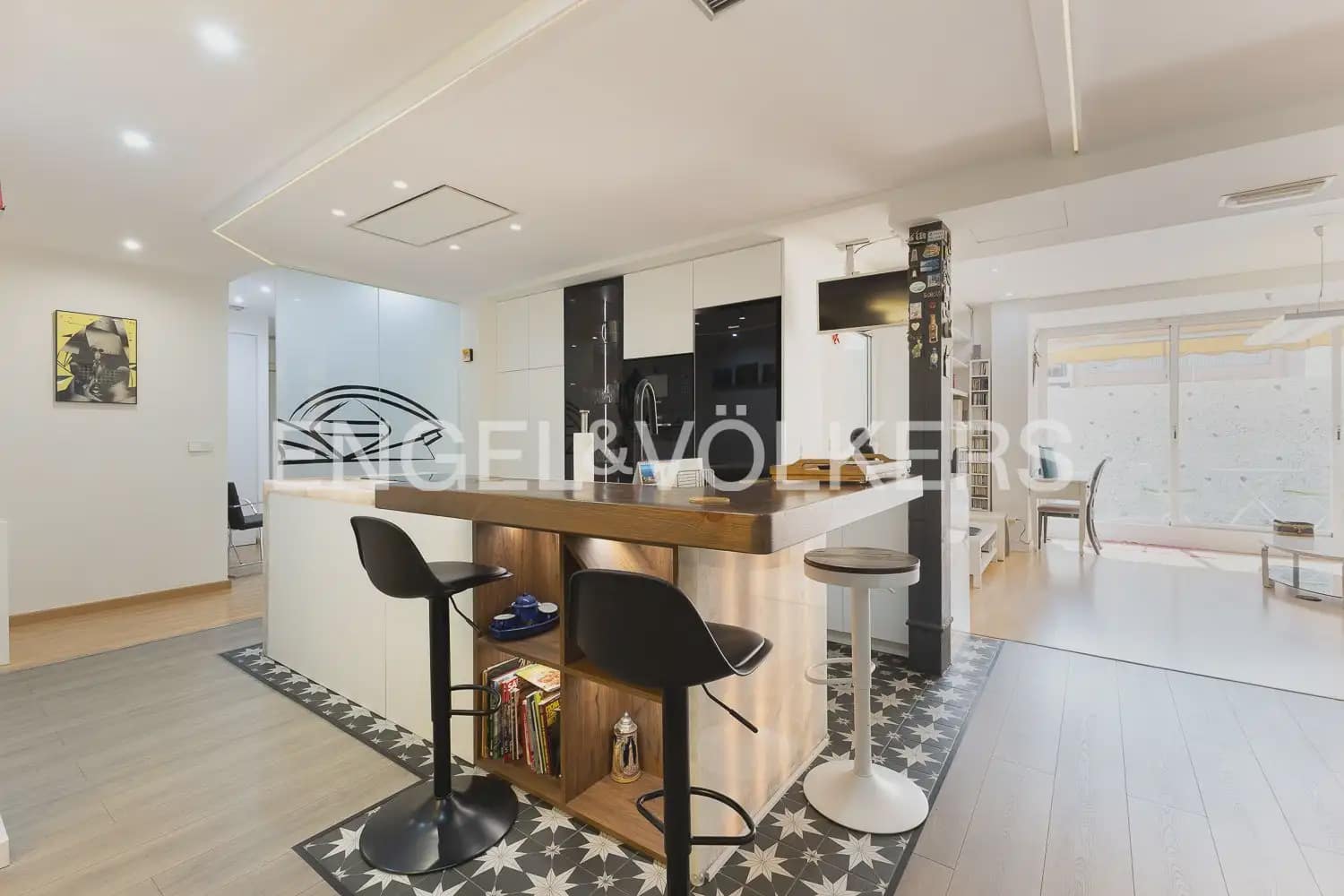 Appartement de 3 chambres à louer à Valence ville - 3 000 € (Ref: 10019661)