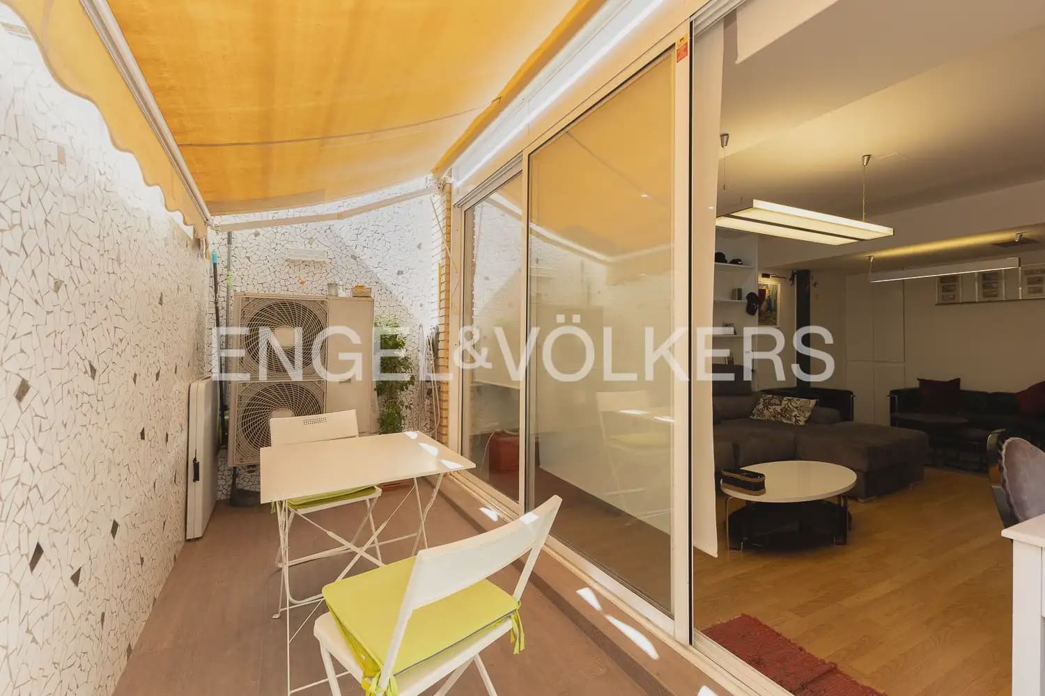 Appartement de 3 chambres à louer à Valence ville - 3 000 € (Ref: 10019661)