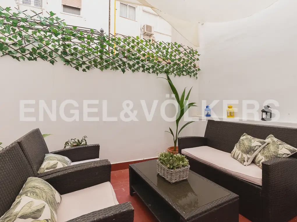 2 bedroom Flat for rent in Valencia city - € 1,500 (Ref: 10019662)