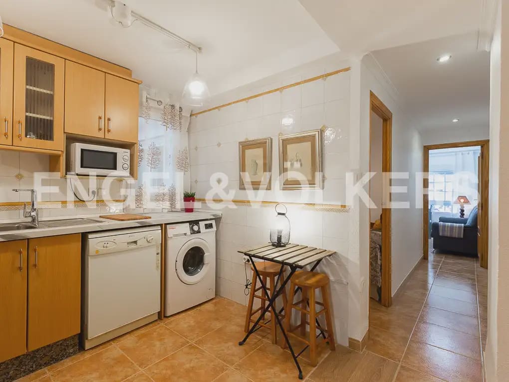 2 bedroom Flat for rent in Valencia city - € 1,500 (Ref: 10019662)