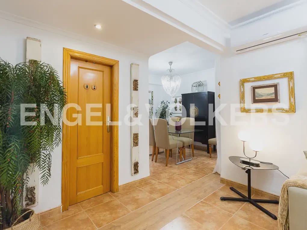 2 bedroom Flat for rent in Valencia city - € 1,500 (Ref: 10019662)