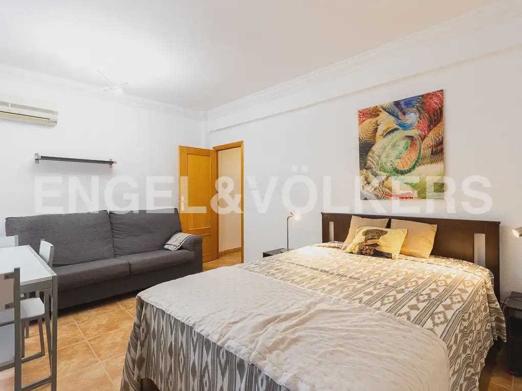 2 bedroom Flat for rent in Valencia city - € 1,500 (Ref: 10019662)