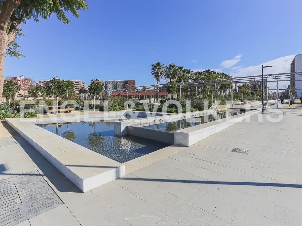 2 bedroom Flat for rent in Valencia city - € 1,400 (Ref: 10019662)