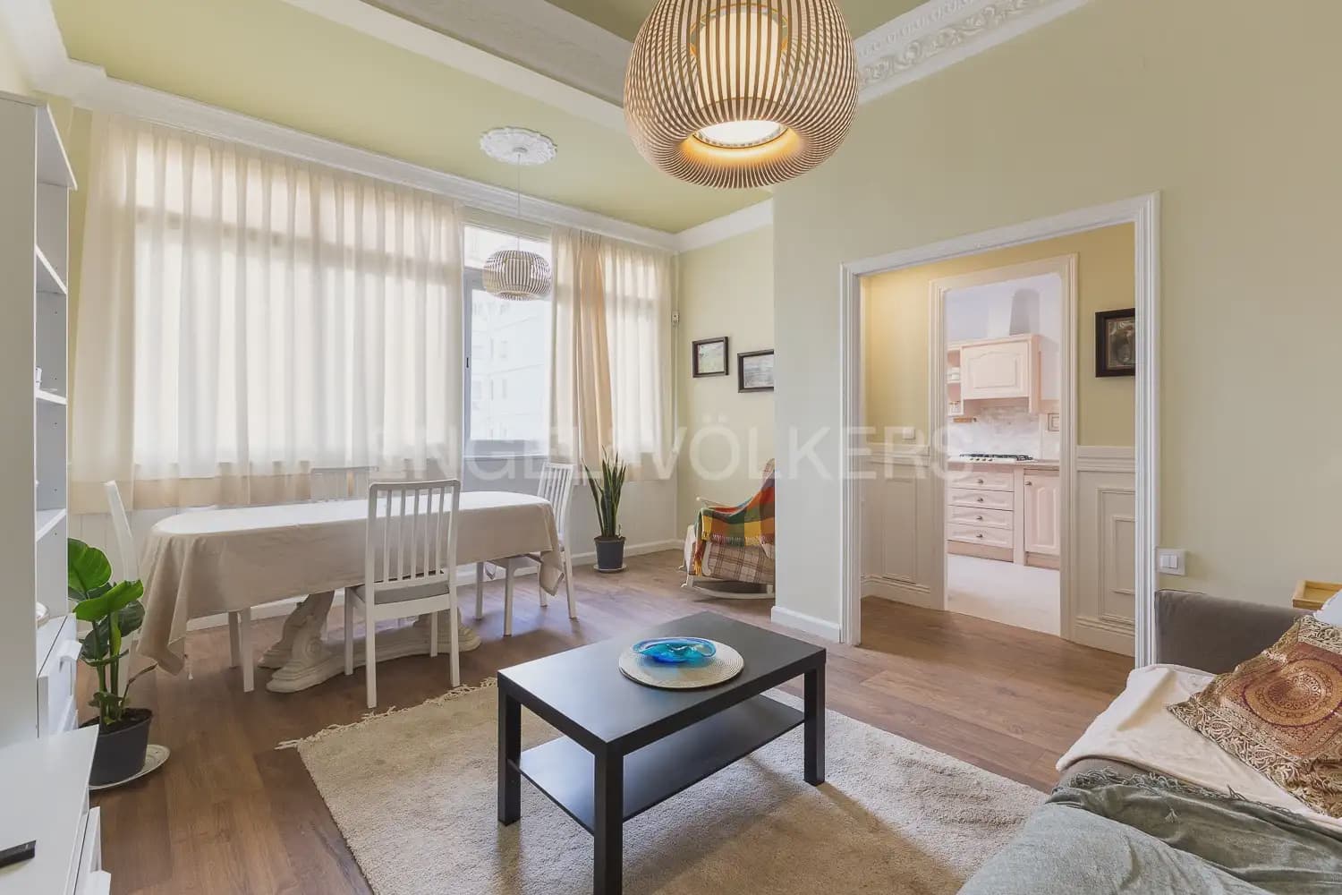 2 sovrum Lägenhet att hyra i Valencia stad - 2 000 € (Ref: 10019815)