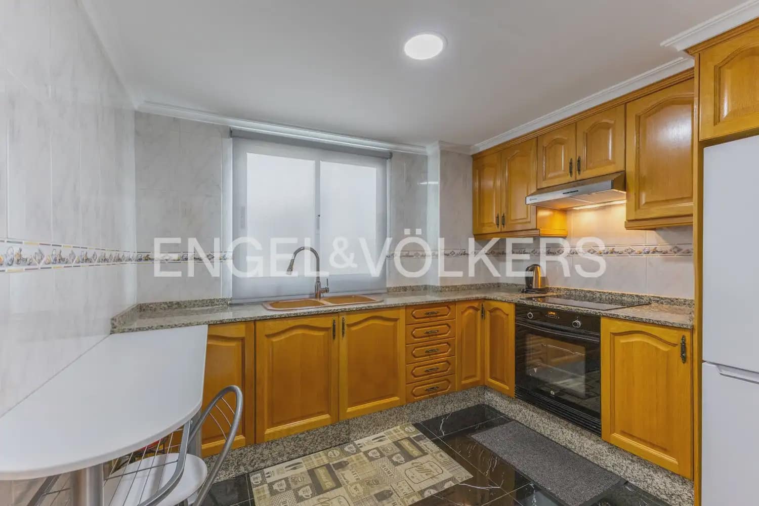 3 soveværelse Lejlighed til leje i Canet d'En Berenguer - € 1.000 (Ref: 10019863)