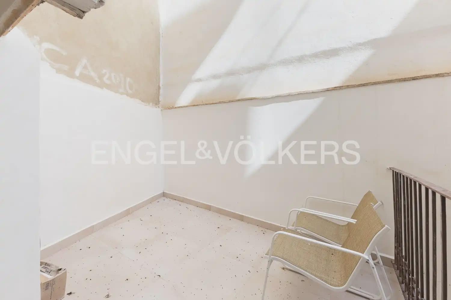 2 bedroom Flat for rent in Valencia city - € 1,500 (Ref: 10021435)
