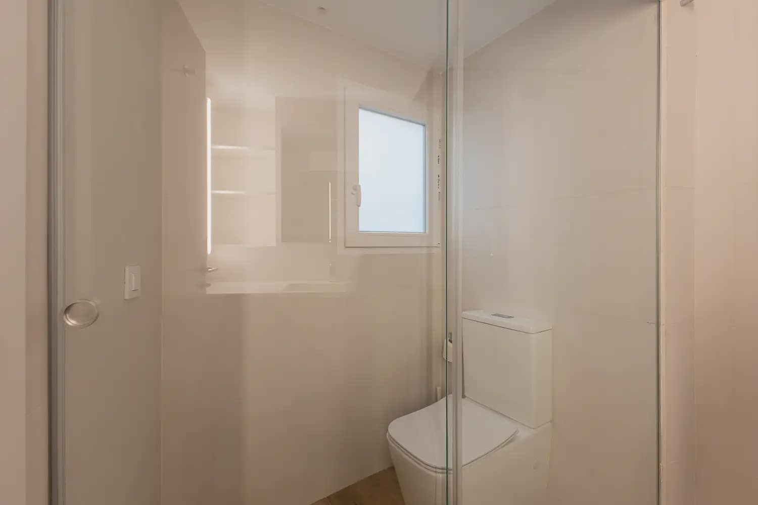2 bedroom Flat for rent in Valencia city - € 1,800 (Ref: 10021436)