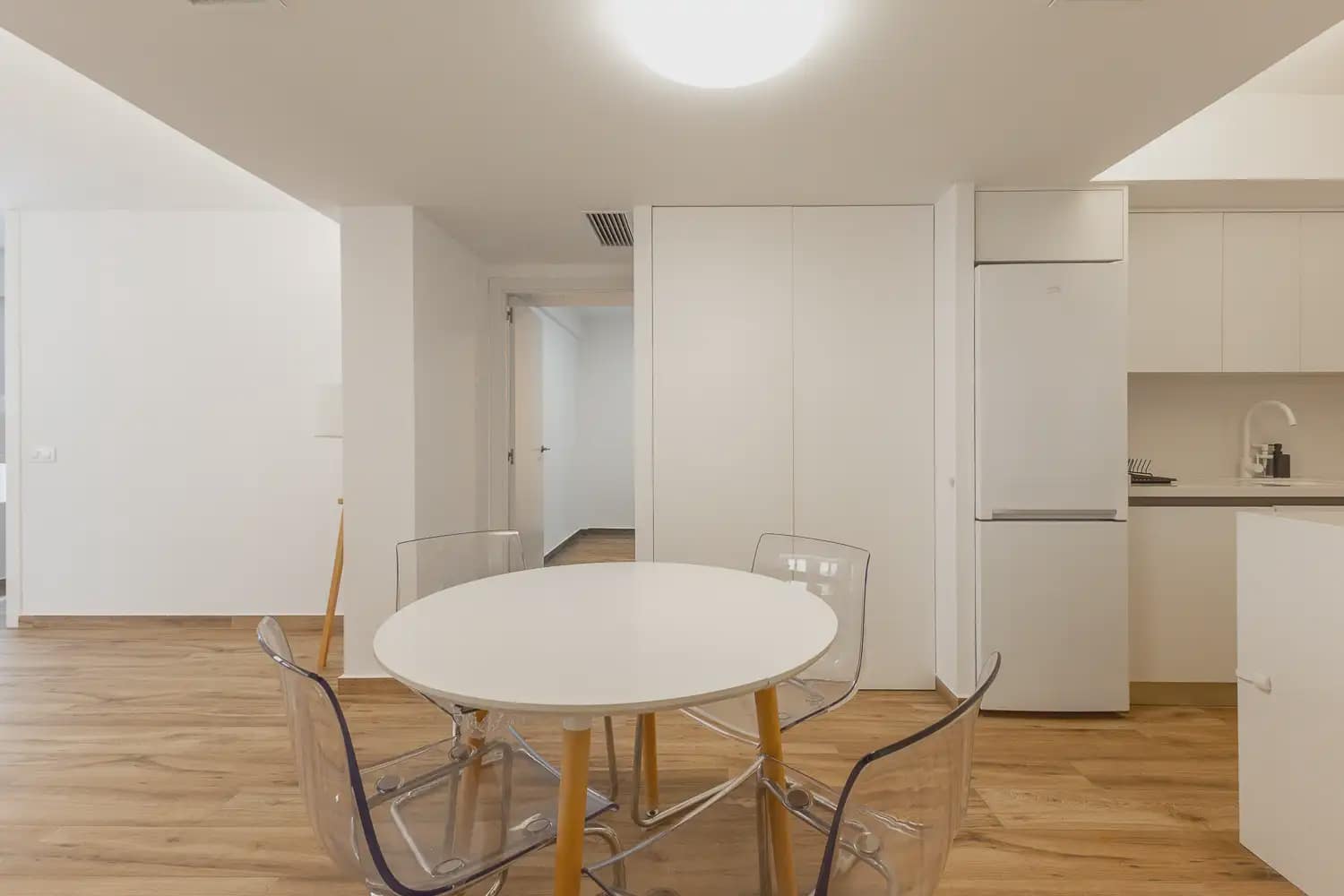 2 bedroom Flat for rent in Valencia city - € 1,800 (Ref: 10021436)