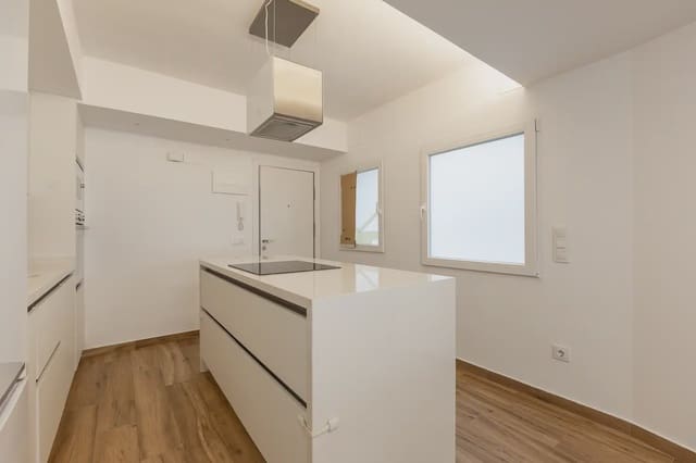 2 Zimmer Wohnung zu vermieten in La Xerea, València Stadt - 1.800 € (Ref: 10021436)