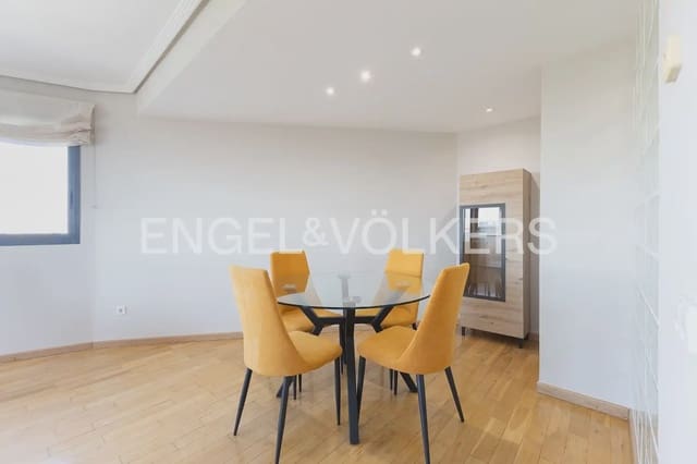 3 bedroom Flat for rent in Sant Pau, Valencia city with pool garage - € 2,100 (Ref: 10021437)