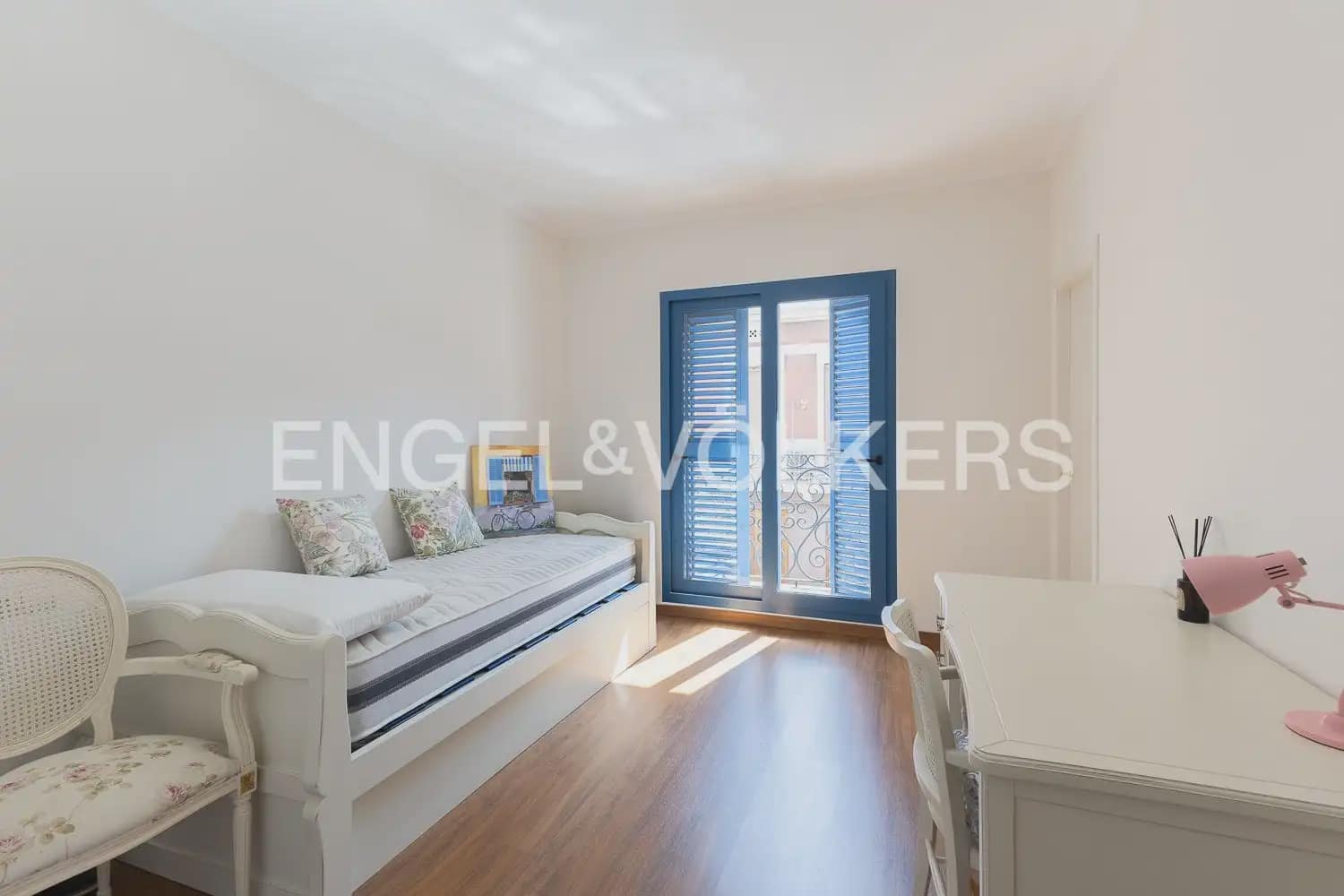 3 bedroom Townhouse for sale in Valencia city - € 799,000 (Ref: 10021438)