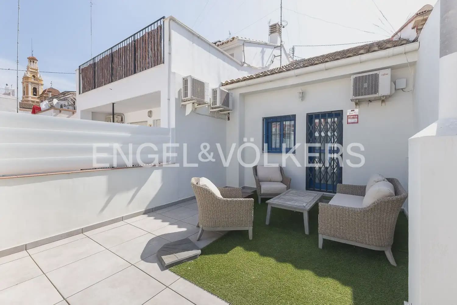 3 bedroom Townhouse for sale in Valencia city - € 799,000 (Ref: 10021438)